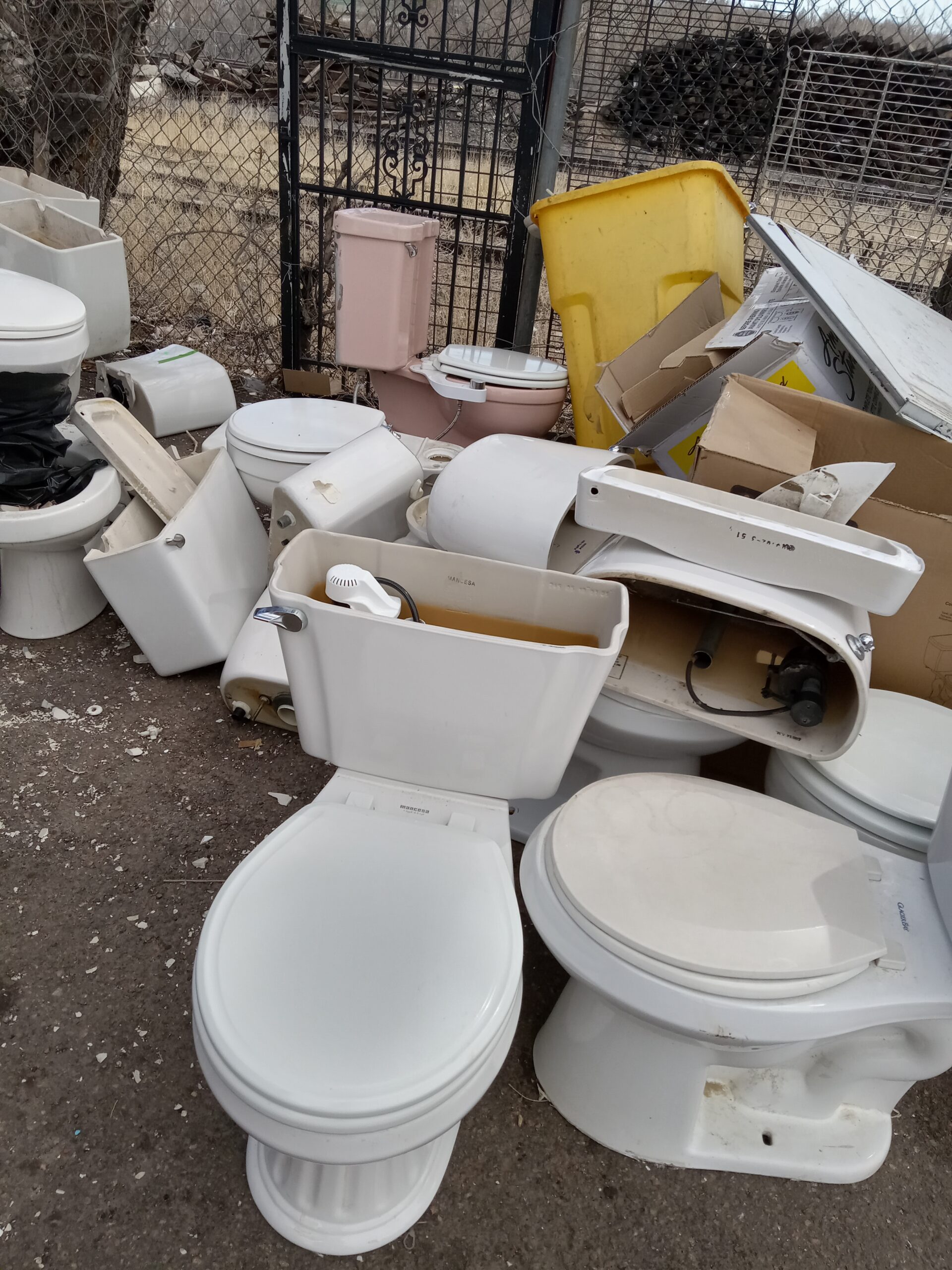 Toilets for recycling